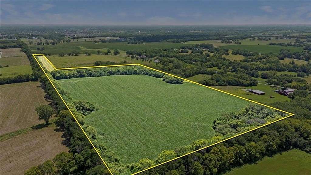 34 Acres of Land for Sale in Kansas City, Missouri