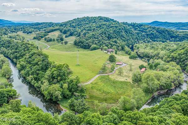 218 Acres of Land with Home for Sale in Johnson City, Tennessee
