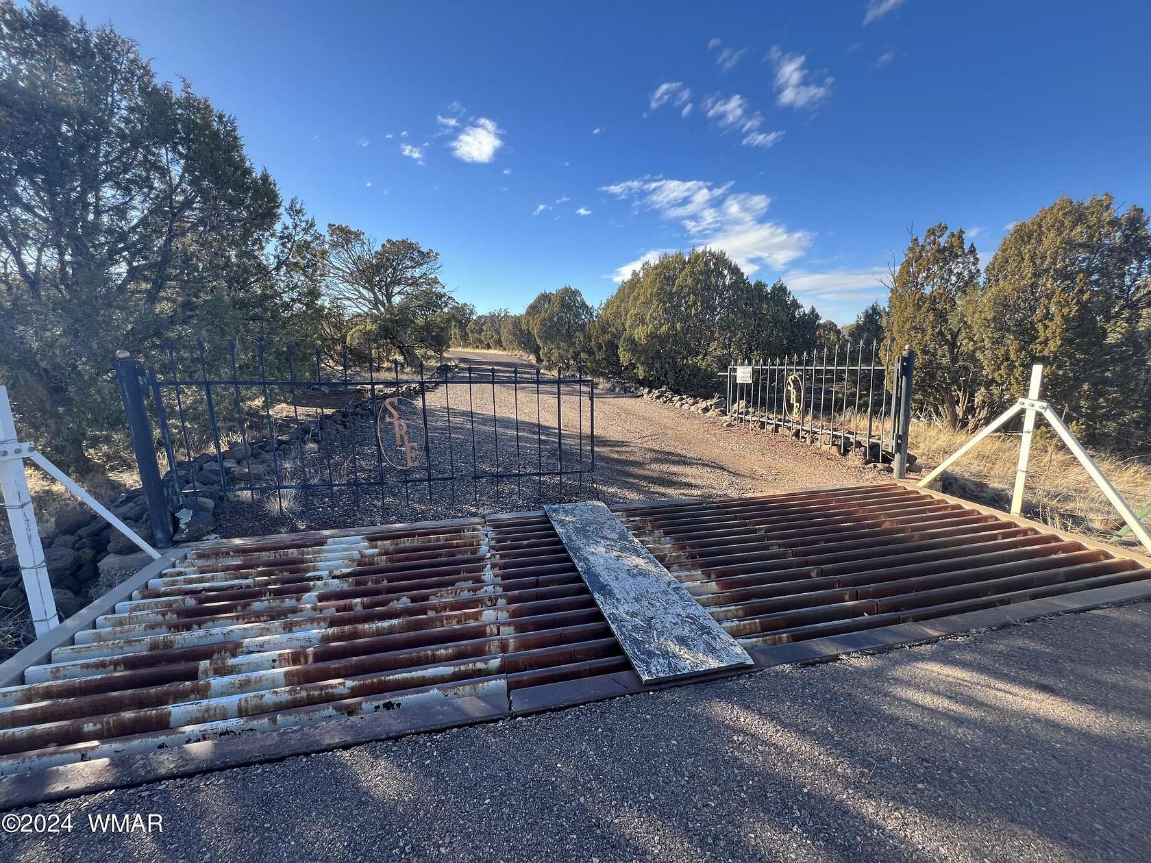 2.42 Acres of Residential Land for Sale in Show Low, Arizona