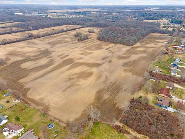 223 Acres of Land for Sale in Swartz Creek, Michigan