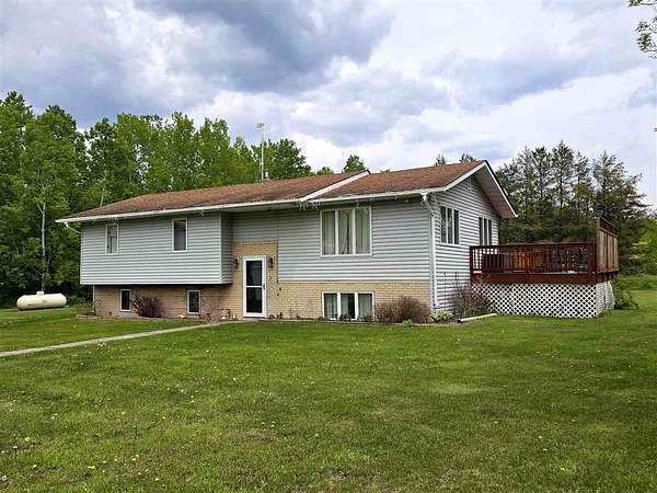 6 Acres of Residential Land with Home for Sale in Hibbing, Minnesota