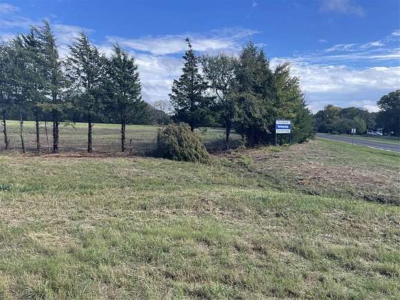 5 Acres of Land for Sale in Telephone, Texas