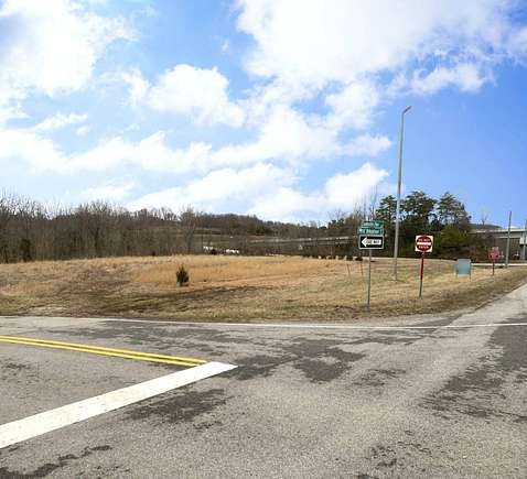 1.38 Acres of Mixed-Use Land for Sale in Livingston, Tennessee