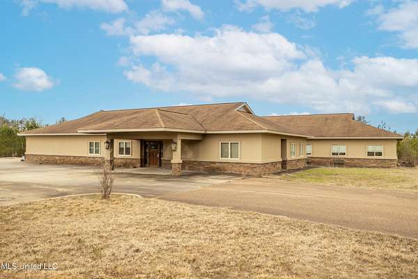 57.9 Acres of Recreational Land with Home for Sale in McCarley, Mississippi