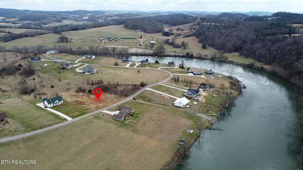 1 Acre of Residential Land for Sale in Blaine, Tennessee