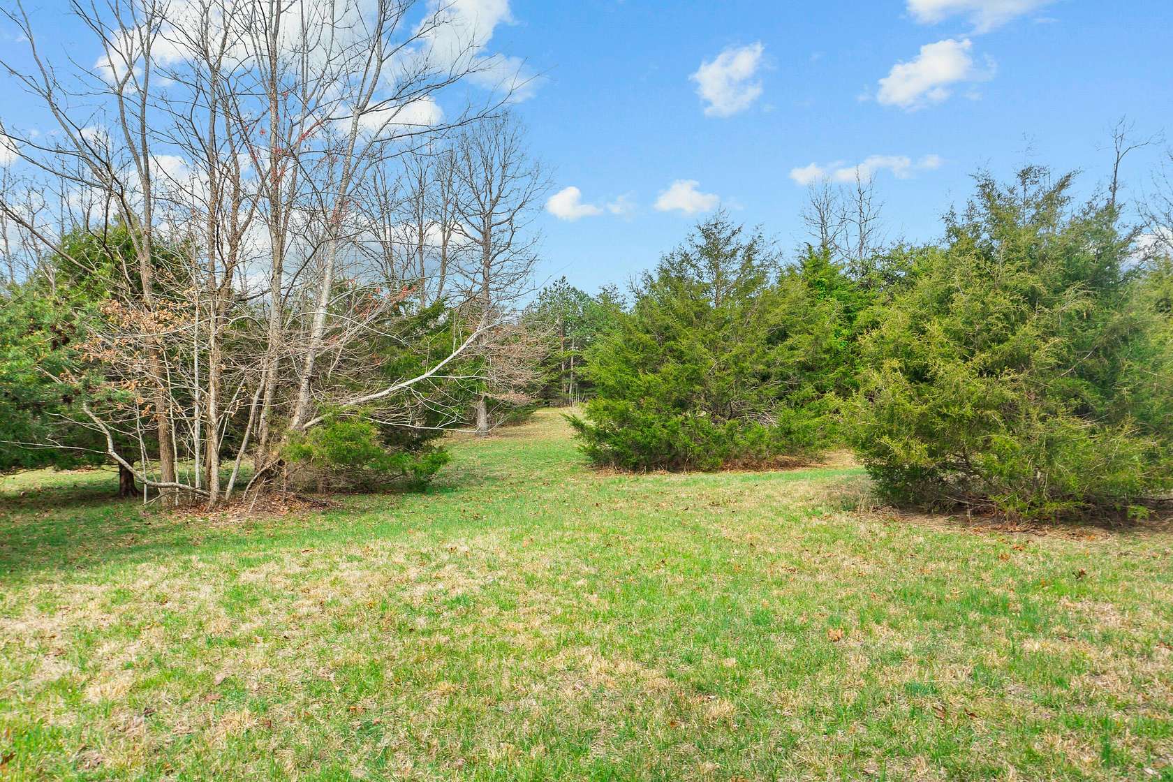 2.1 Acres of Residential Land for Sale in Dunlap, Tennessee