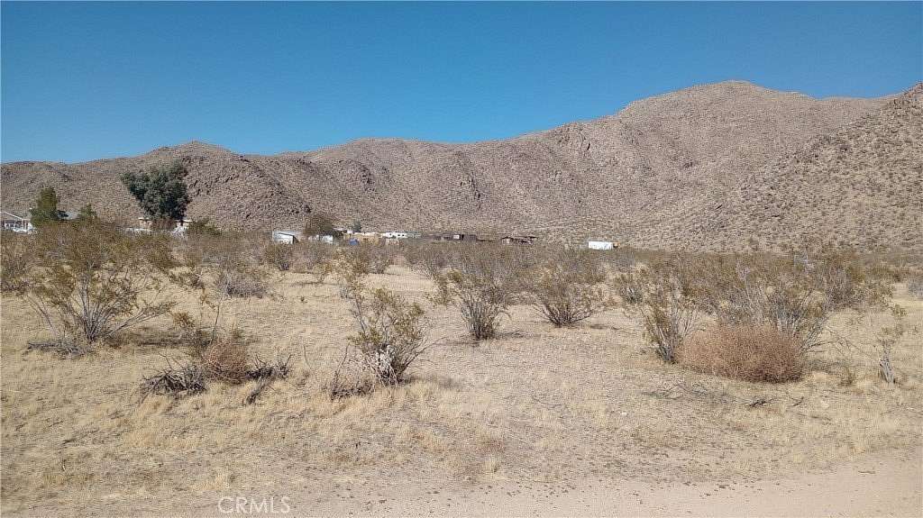 1 Acre of Land for Sale in Apple Valley, California
