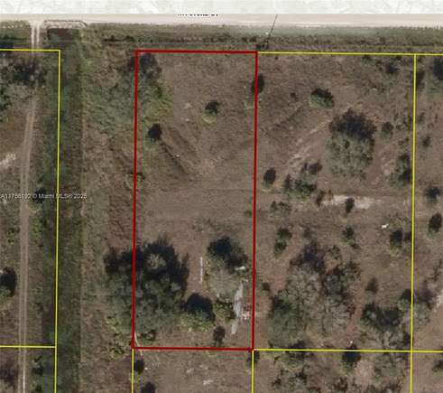 1.25 Acres of Residential Land for Sale in Okeechobee, Florida