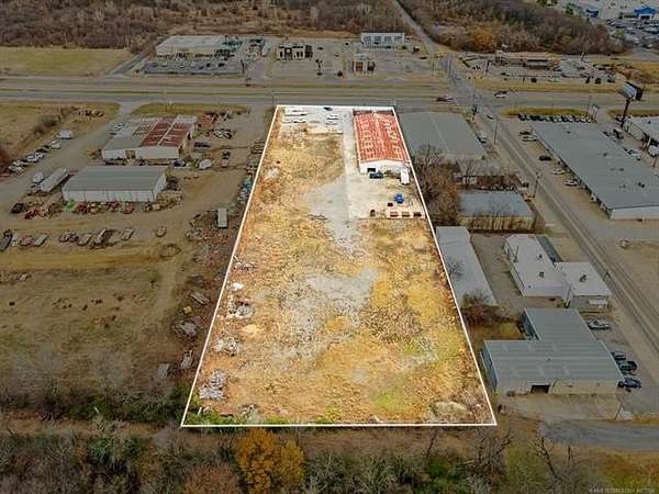 2.64 Acres of Improved Commercial Land for Sale in Muskogee, Oklahoma