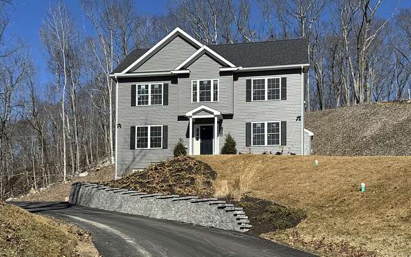2.8 Acres of Land with Home for Sale in Middlebury, Connecticut