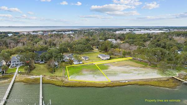 0.52 Acres of Residential Land for Sale in Beaufort, North Carolina