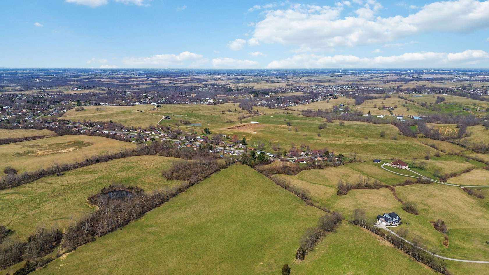 231 Acres of Land for Sale in Berea, Kentucky