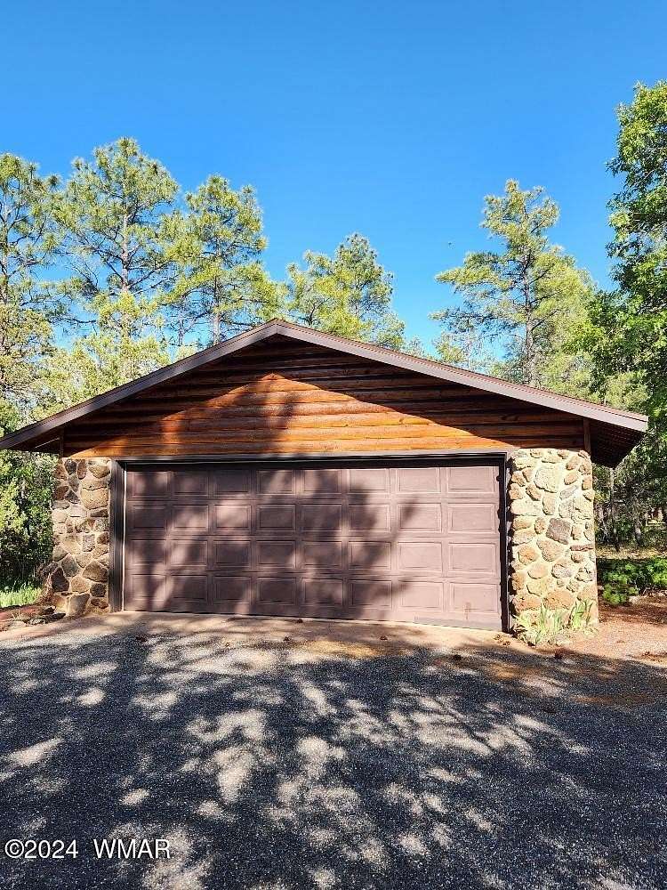 0.97 Acres of Residential Land for Sale in Lakeside, Arizona