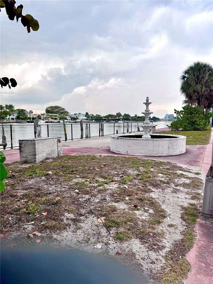 Land for Sale in Miami Beach, Florida