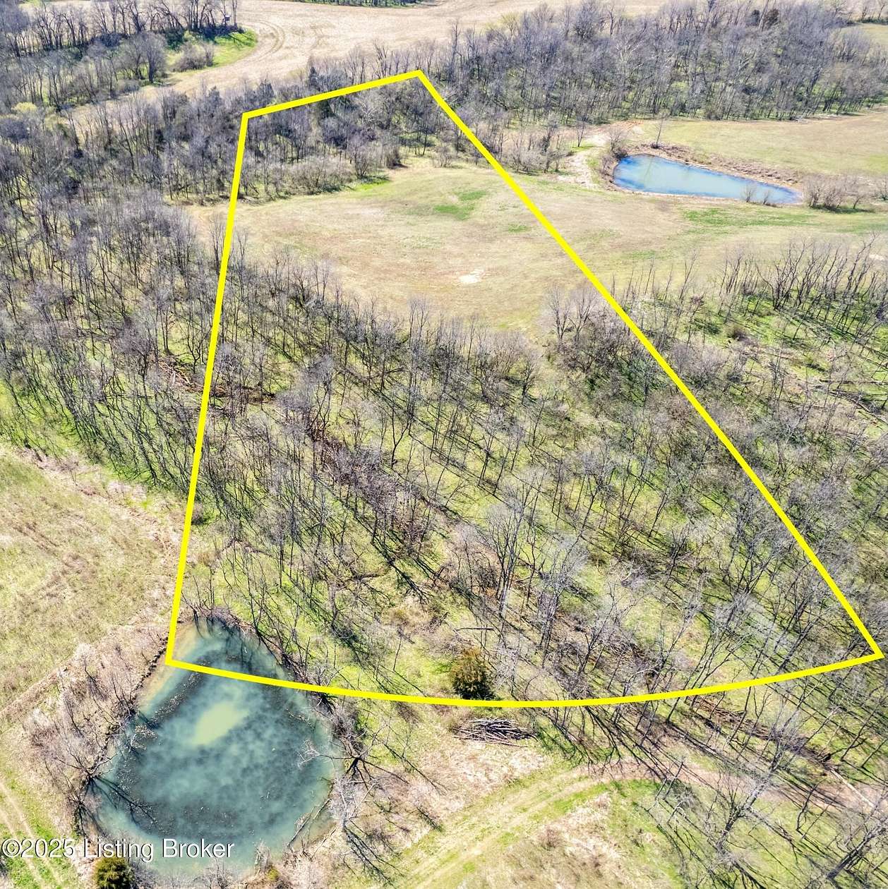 5 Acres of Residential Land for Sale in Shelbyville, Kentucky