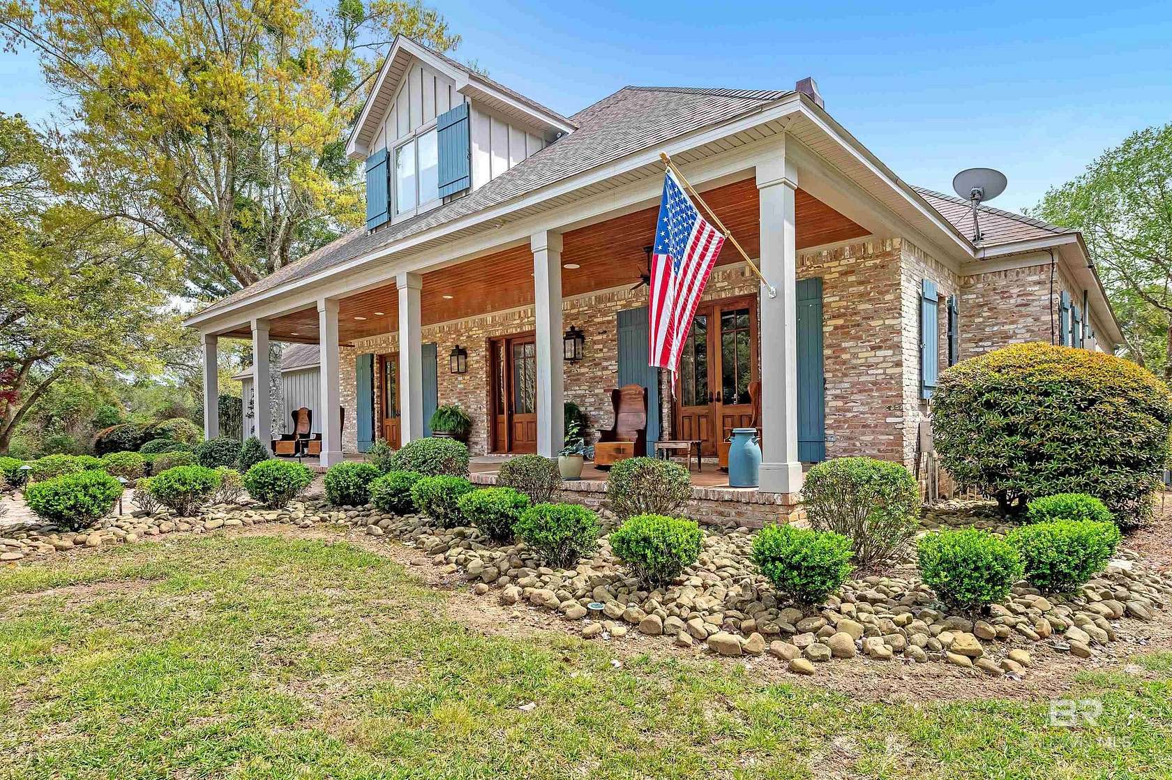 8 Acres of Land with Home for Sale in Fairhope, Alabama