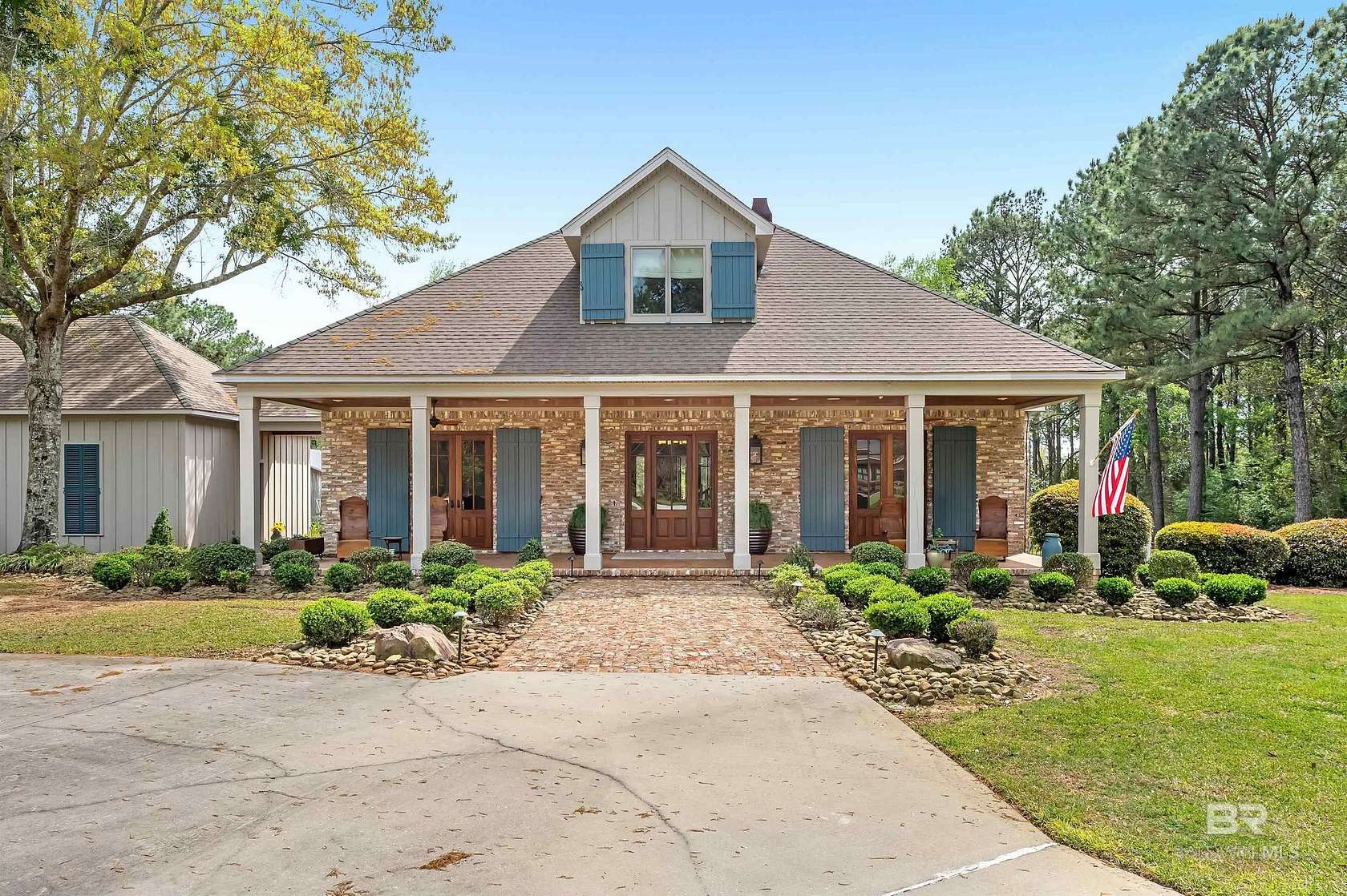 8 Acres of Land with Home for Sale in Fairhope, Alabama