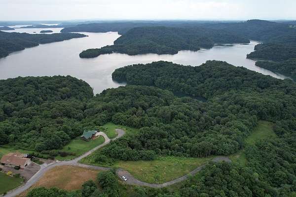 1.4 Acres of Residential Land for Sale in Celina, Tennessee