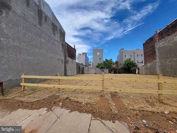 0.03 Acres of Land for Sale in Philadelphia, Pennsylvania