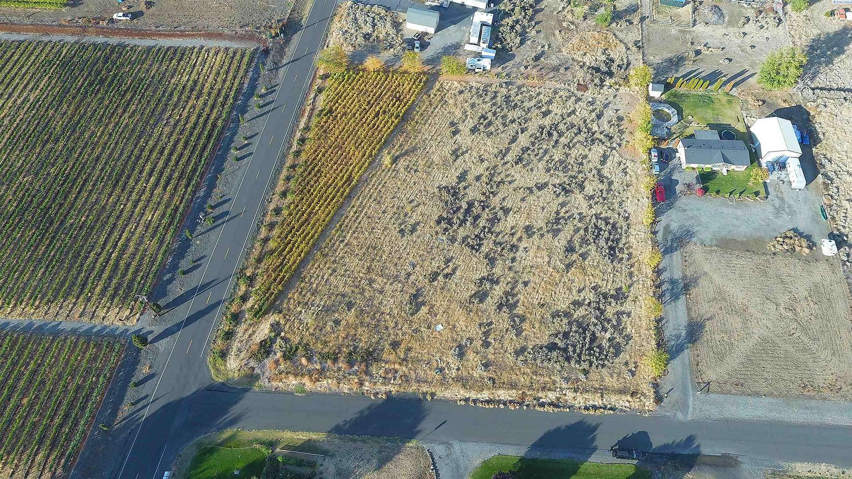 2.26 Acres of Residential Land for Sale in Benton City, Washington