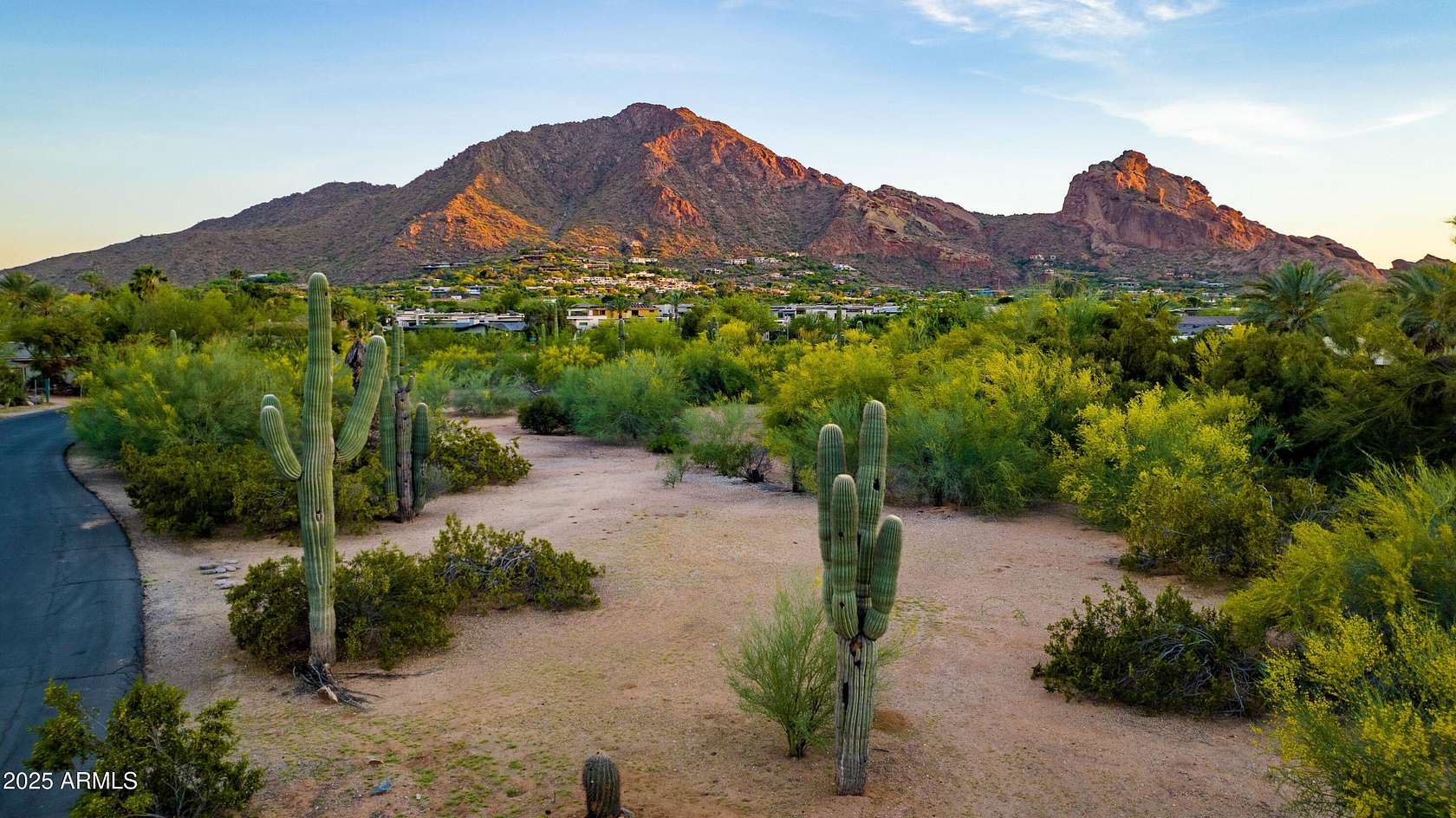 1.46 Acres of Residential Land for Sale in Paradise Valley, Arizona