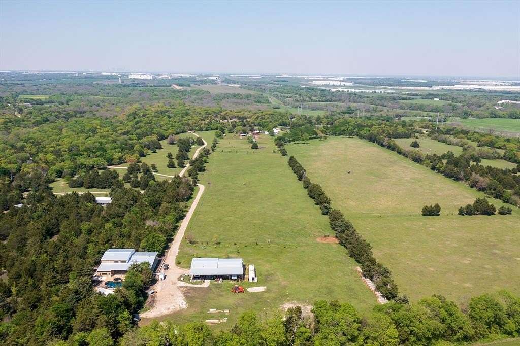 25 Acres of Mixed-Use Land for Sale in Lancaster, Texas