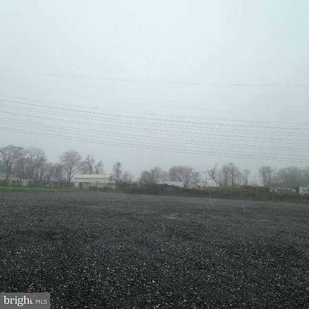 1 Acre of Land for Lease in Rosedale, Maryland