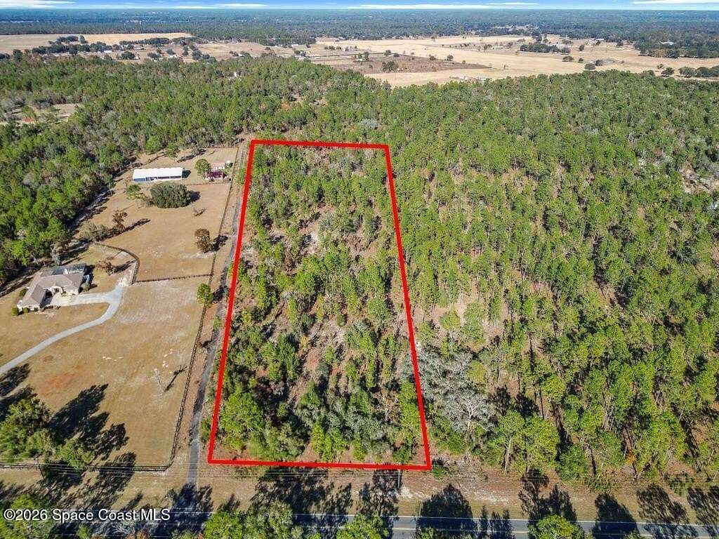 10 Acres of Agricultural Land for Sale in Ocala, Florida
