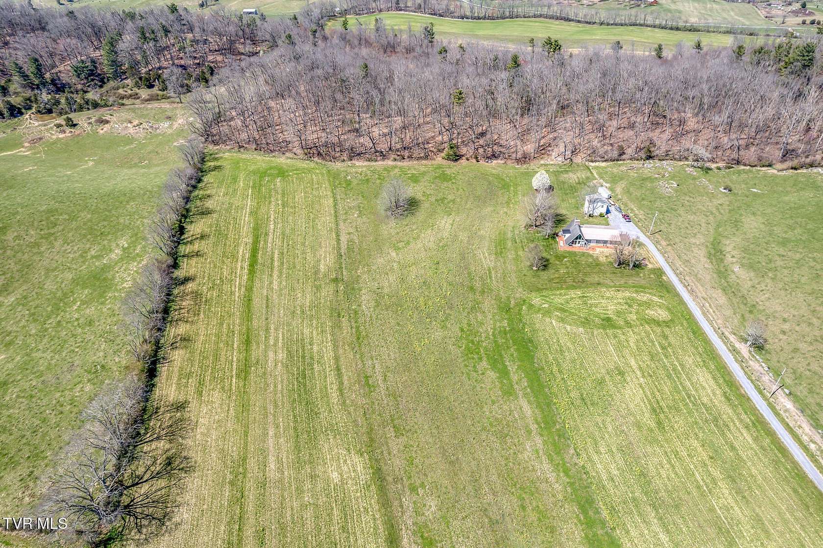 15.9 Acres of Land for Sale in Bristol, Tennessee