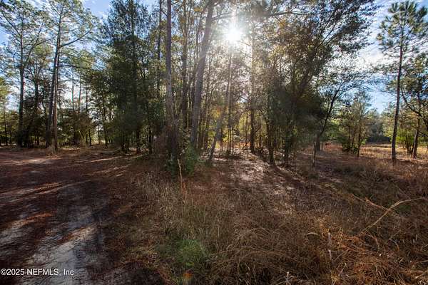 1.4 Acres of Land for Sale in Melrose, Florida