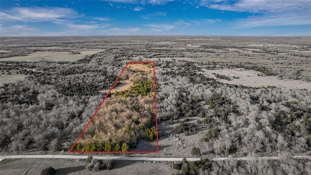 15 Acres of Recreational Land for Sale in Campbell, Texas