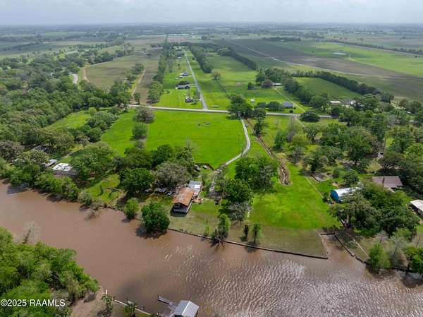 7.32 Acres of Residential Land for Sale in Abbeville, Louisiana