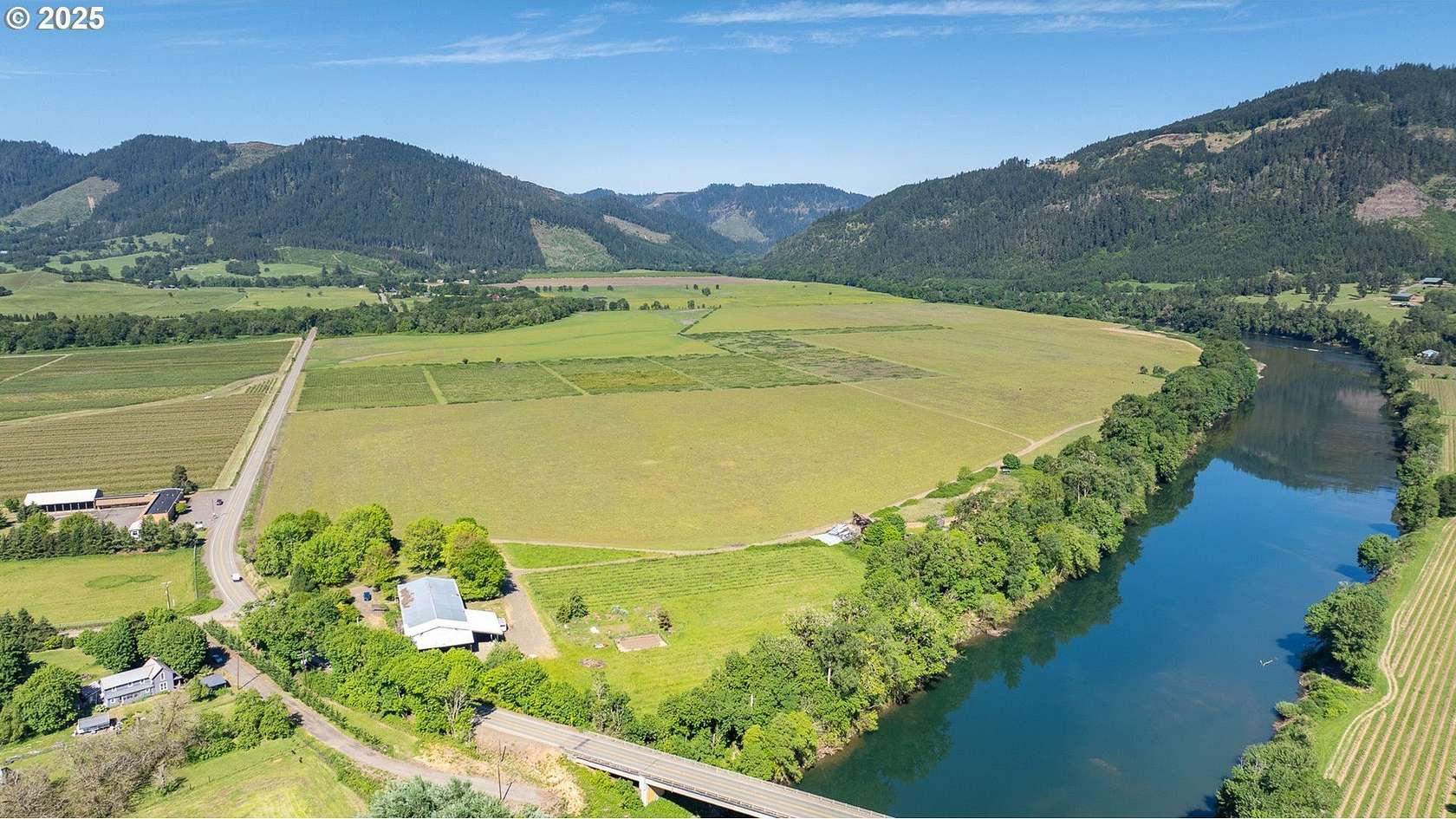 240 Acres of Improved Land for Sale in Umpqua, Oregon