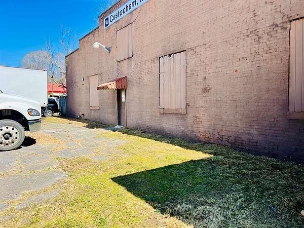 2 Acres of Commercial Land for Sale in LaFayette, Georgia
