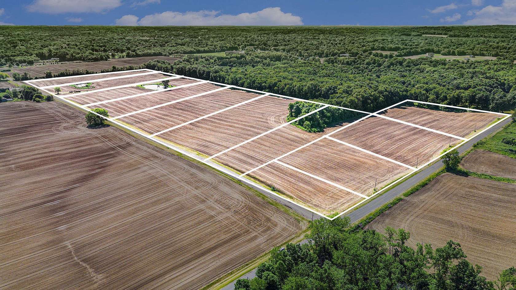 6.16 Acres of Residential Land for Sale in Buchanan, Michigan