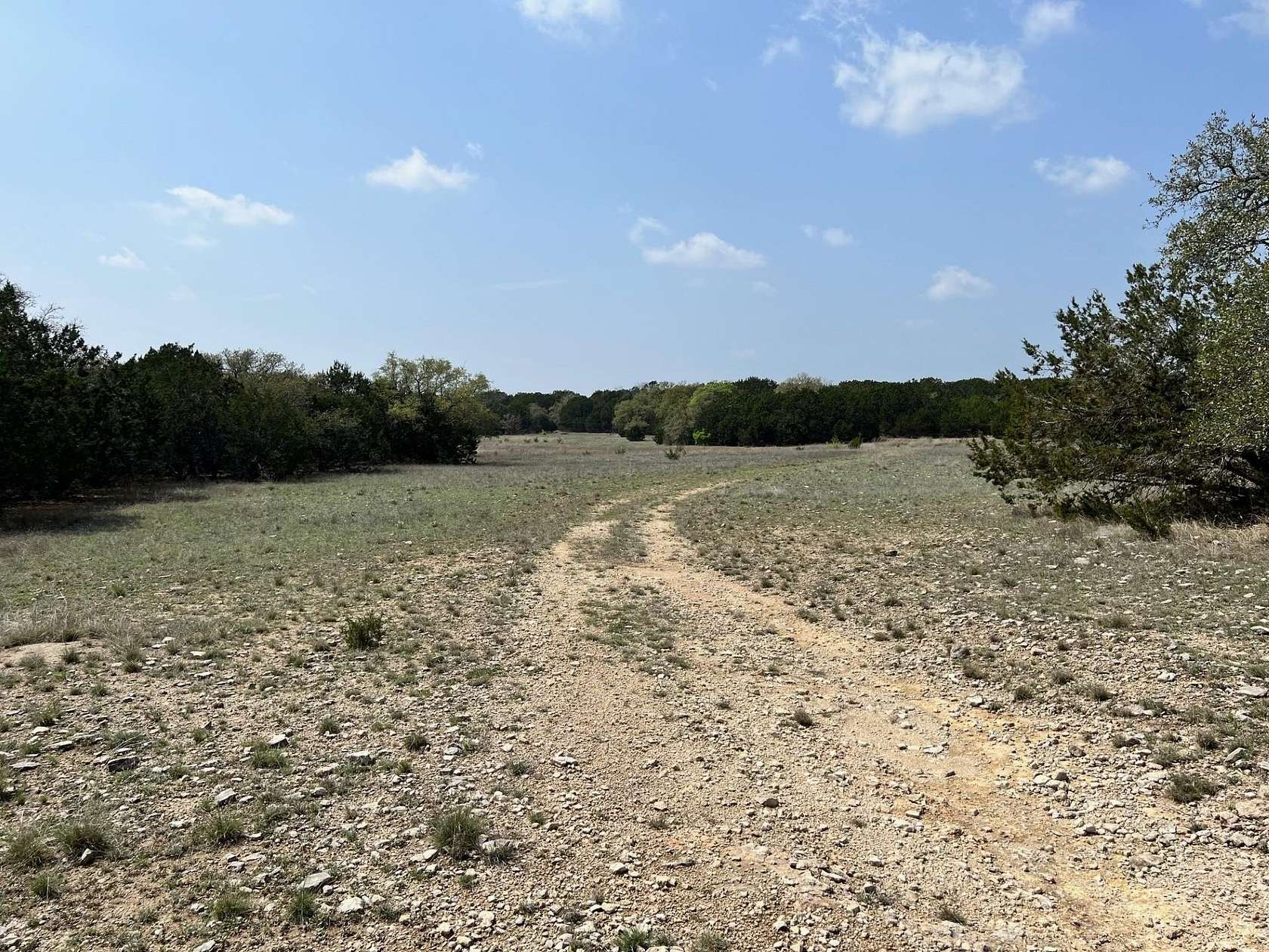 10.1 Acres of Agricultural Land for Sale in Kempner, Texas