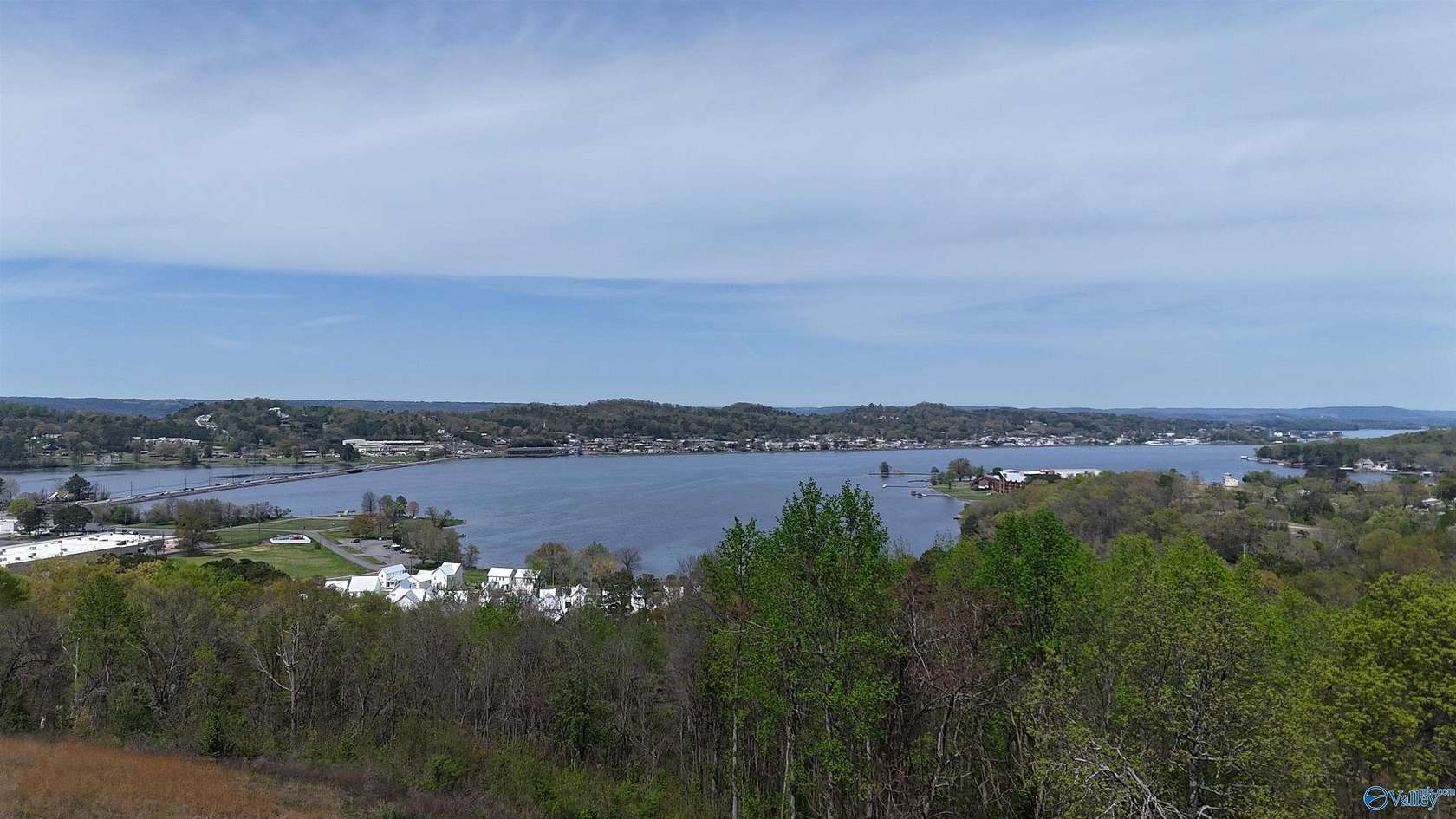 0.97 Acres of Residential Land for Sale in Guntersville, Alabama