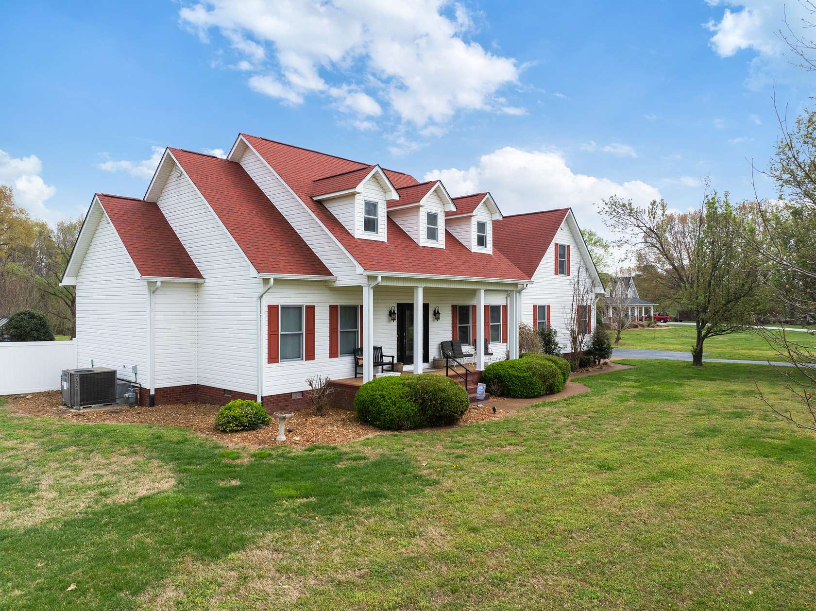 5.42 Acres of Residential Land with Home for Sale in McKenzie, Tennessee