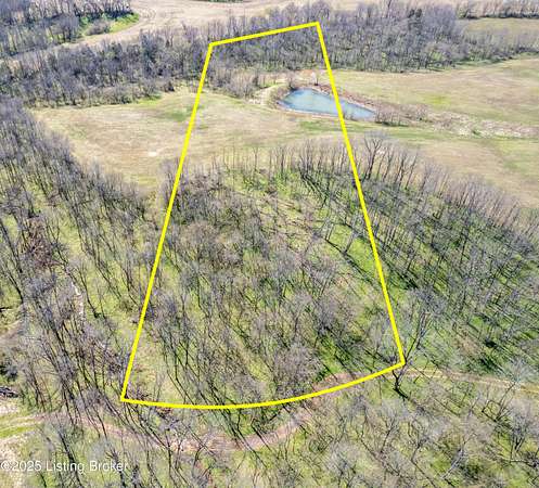 5 Acres of Land for Sale in Shelbyville, Kentucky