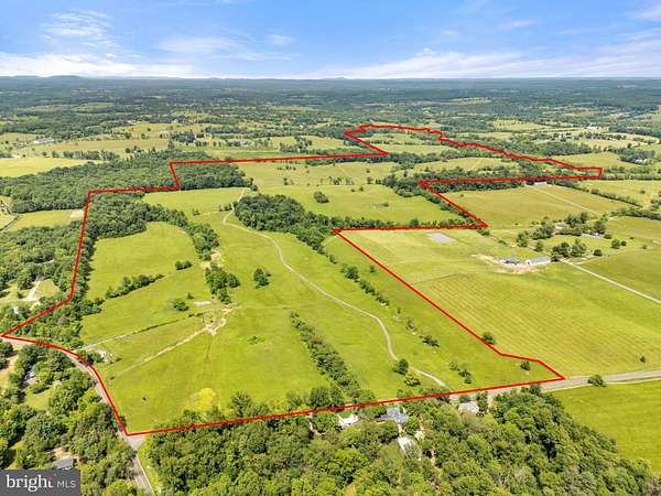450 Acres of Agricultural Land for Sale in Marshall, Virginia
