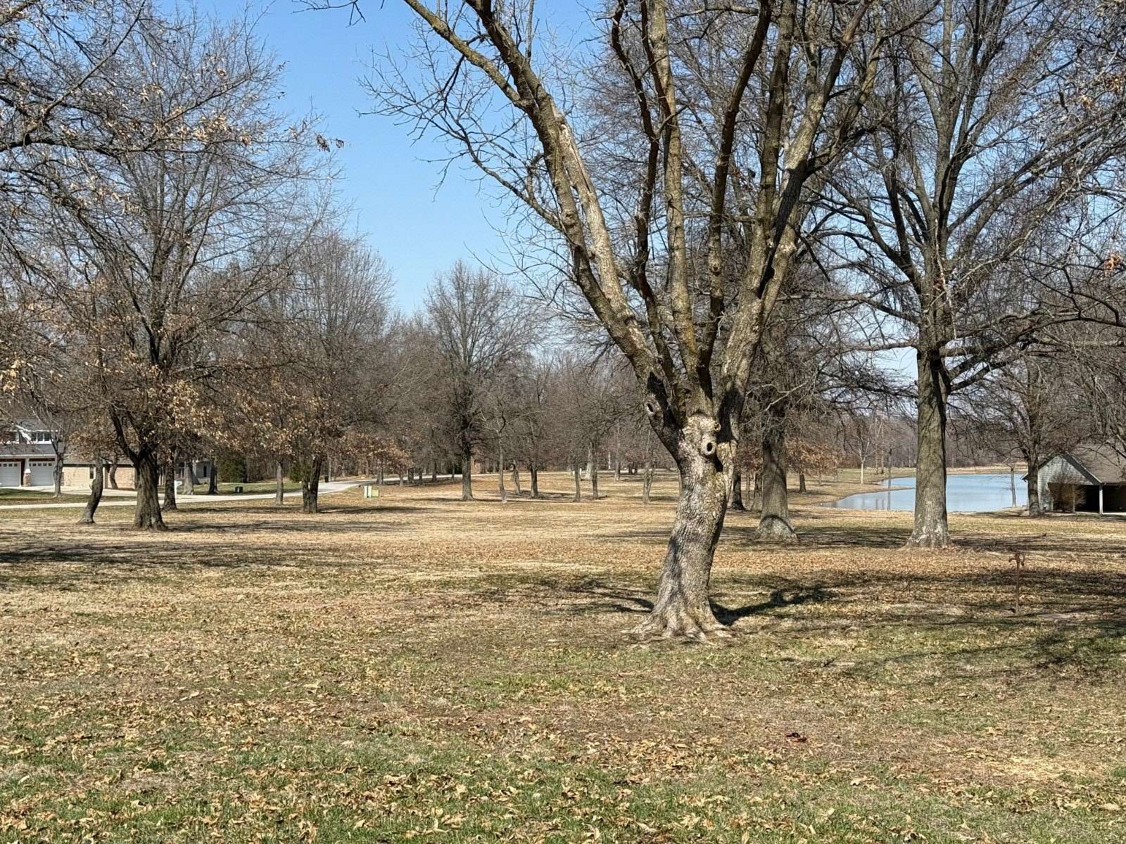 1.14 Acres of Residential Land for Sale in Olney, Illinois