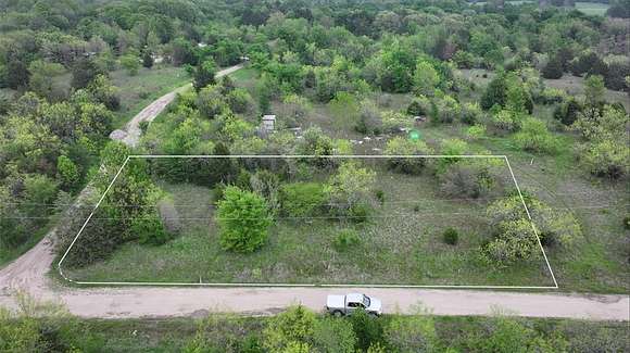 0.57 Acres of Residential Land for Sale in Corsicana, Texas