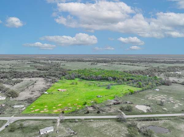 54.1 Acres of Recreational & Residential Land for Sale in Sulphur Springs, Texas