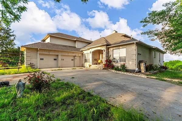 27.3 Acres of Land with Home for Sale in Princeton, Texas