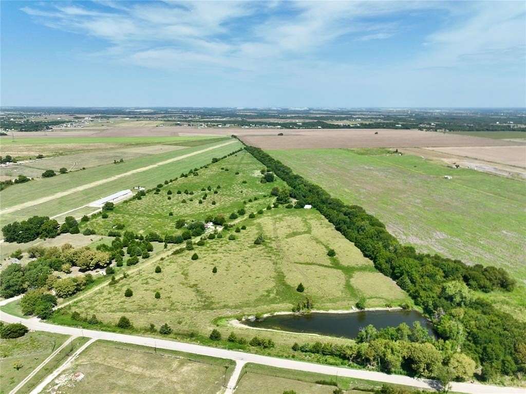 33.2 Acres of Agricultural Land for Sale in Ferris, Texas