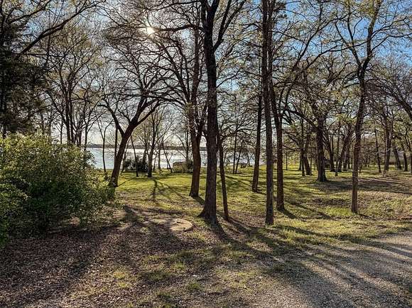 0.55 Acres of Land for Sale in Lone Oak, Texas