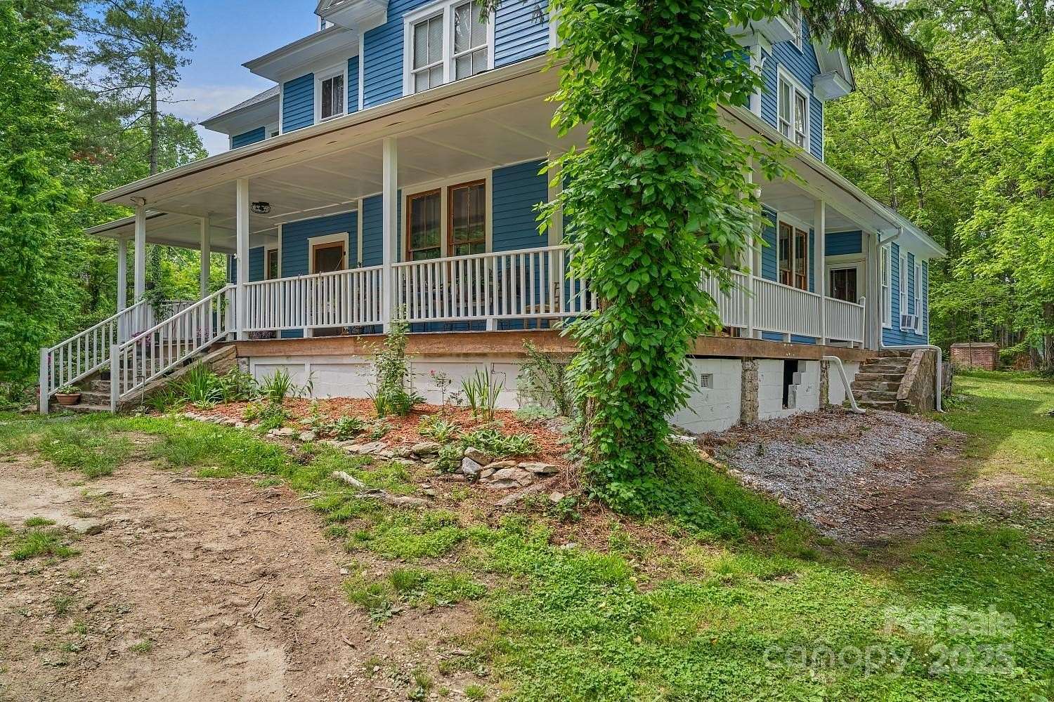 3.23 Acres of Residential Land with Home for Sale in Hendersonville, North Carolina