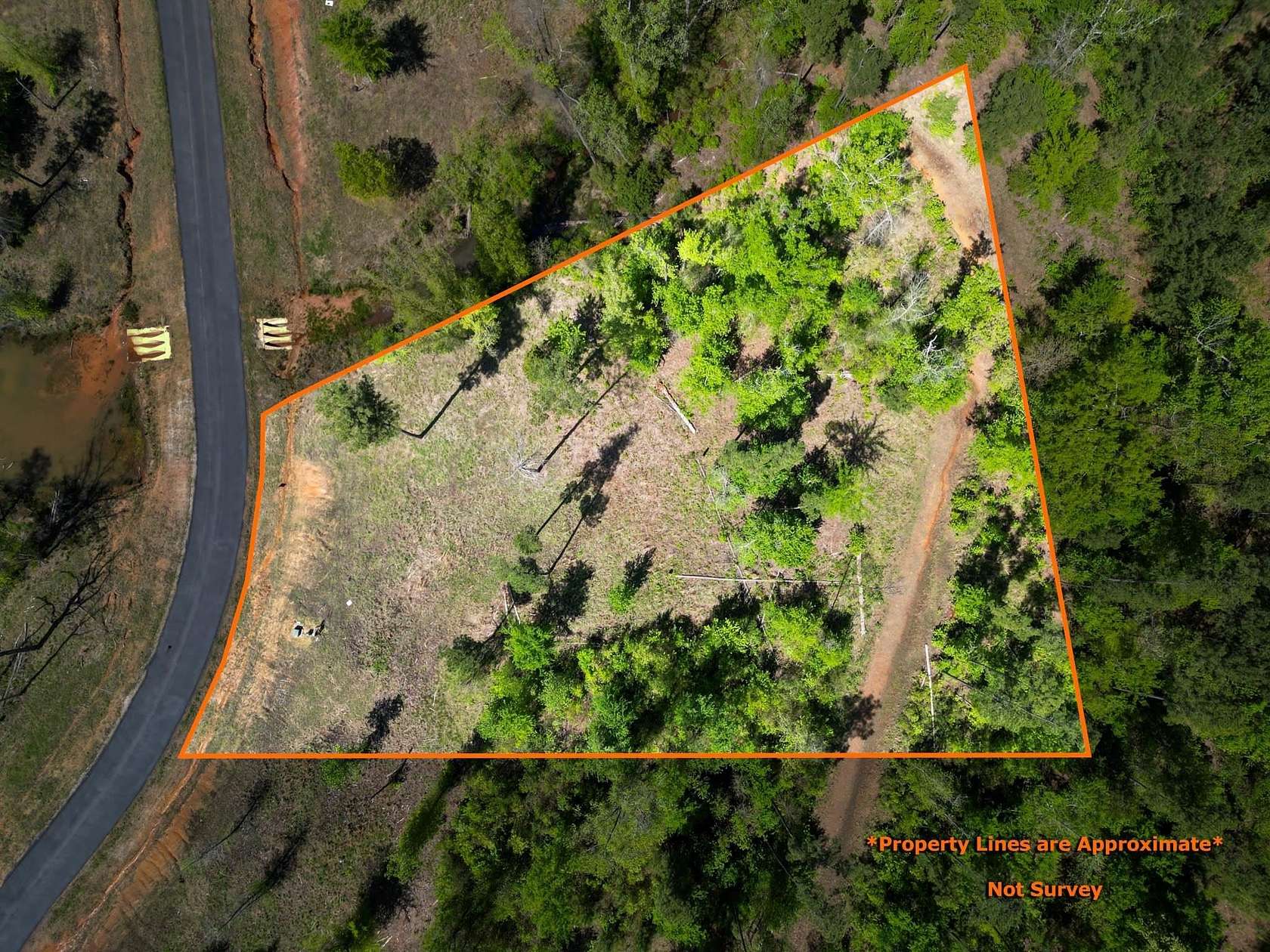 1.32 Acres of Residential Land for Sale in Hallsville, Texas