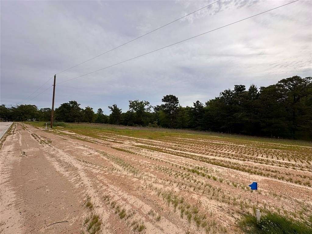0.59 Acres of Residential Land for Sale in Lindale, Texas