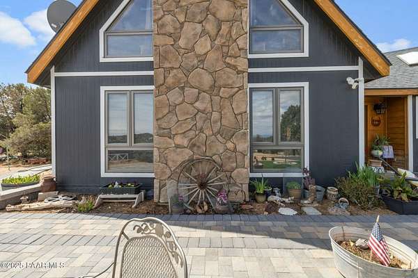 4 Acres of Residential Land with Home for Sale in Prescott, Arizona